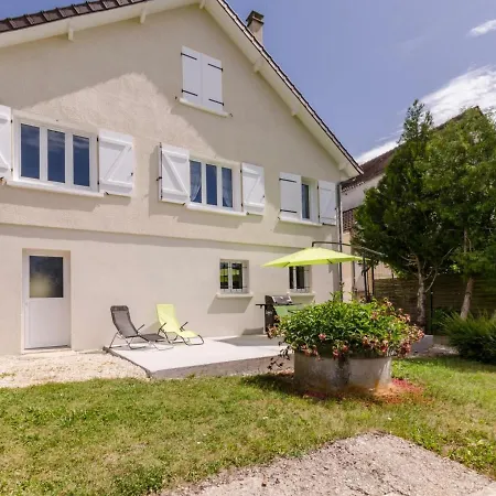 Casa vacanze Landreville, 4 Pièces, 9 Personnes - Fr-1-543-43 Landreville