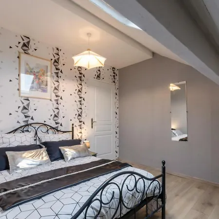 Casa vacanze Landreville, 4 Pièces, 9 Personnes - Fr-1-543-43 *
